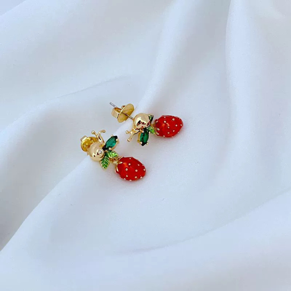 Kendra Scott Rustic Gold Plated Snail Strawberry Enamel Stud Earrings Silver